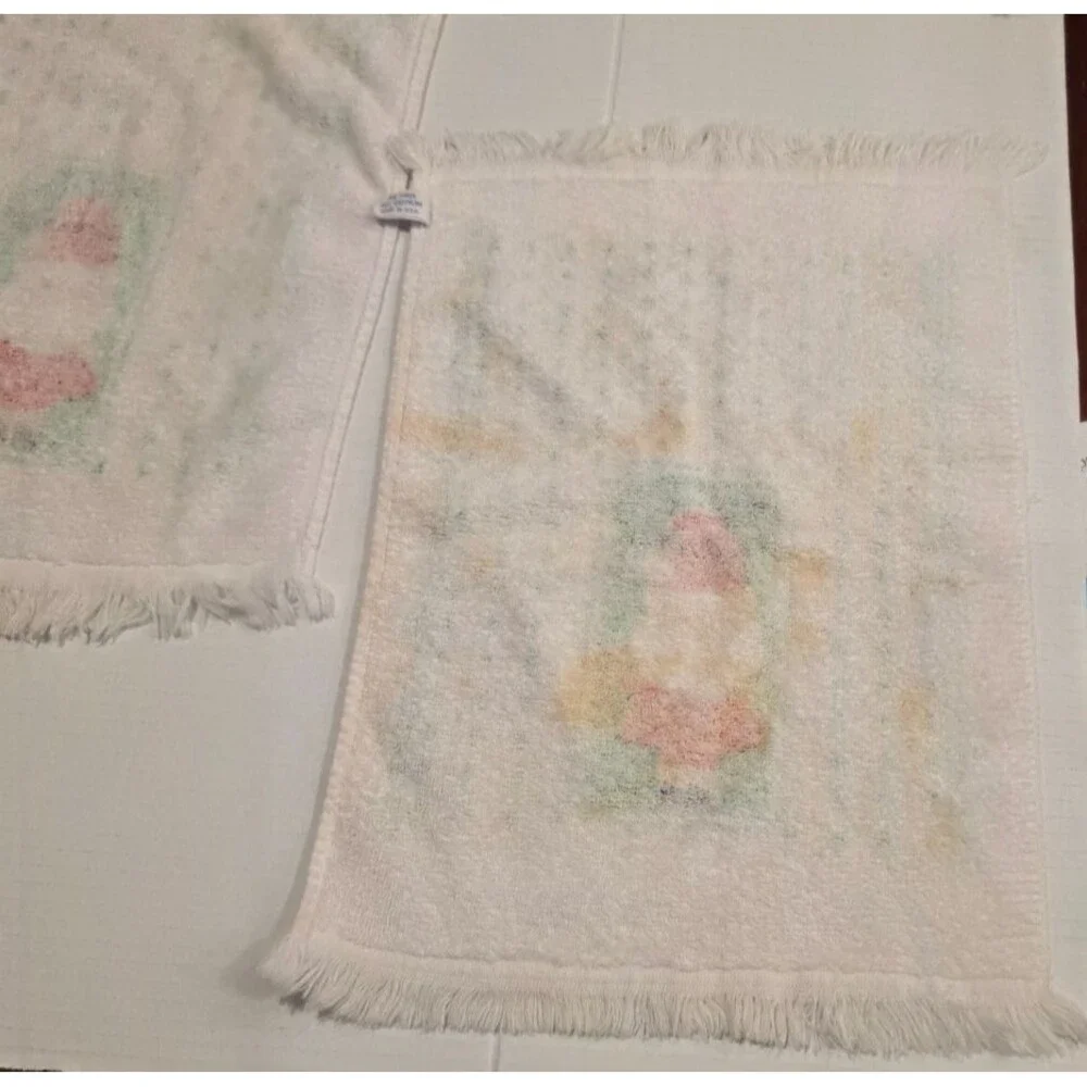 Vintage Santa Claus Christmas Hand Tea Dish Towels Set of 3 White *FLAWS